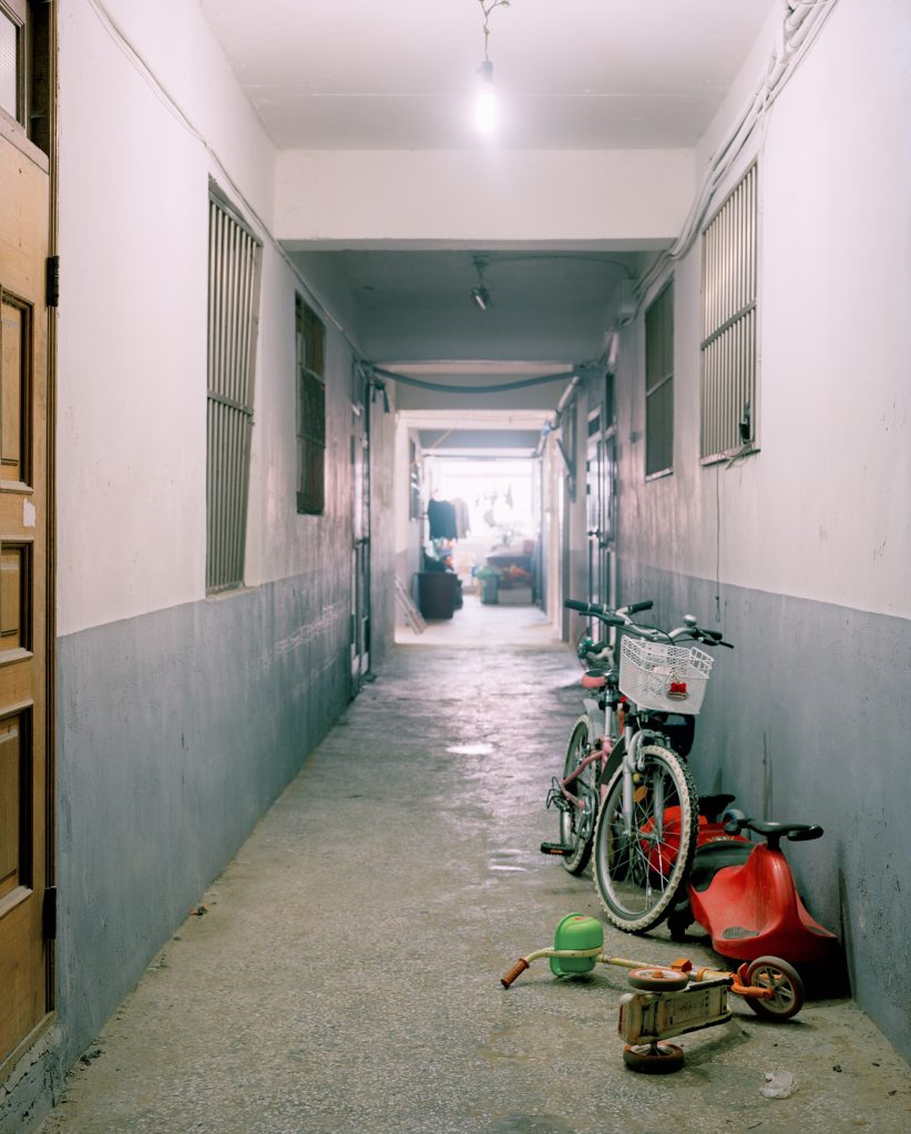 좌천아파트, 2012,  74