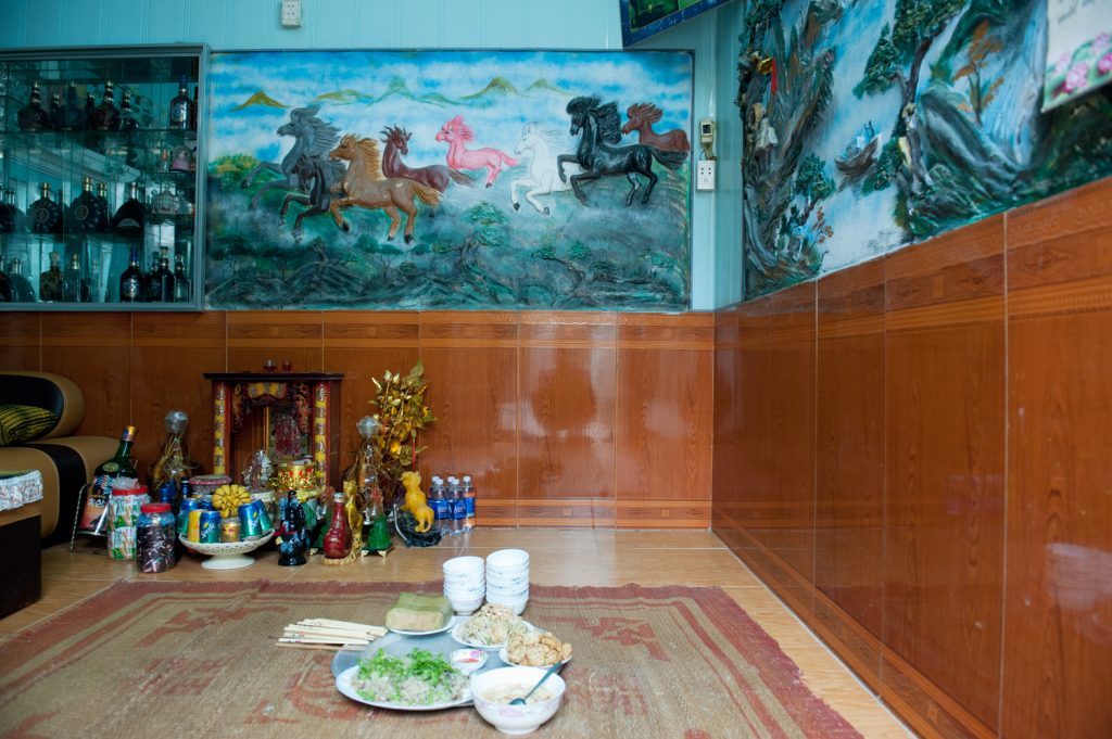 초청장 고향, 황설아, 베트남, 2012, 26