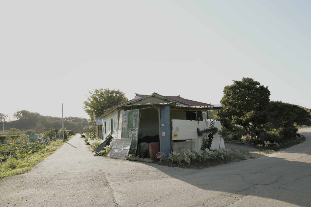 Uijongbu-1, 80x120cm, Pigment Print, Pigment Print,2019