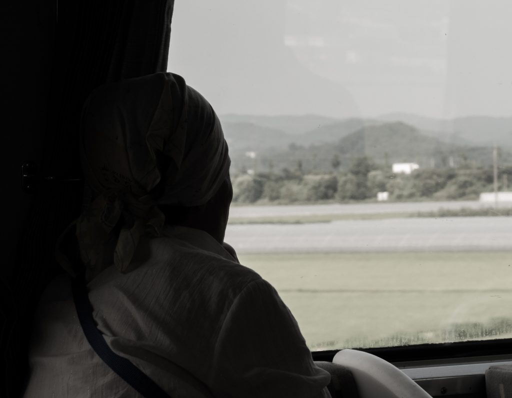 잠사 2 ( 潛思 ; 생각에 잠기다. ), lost in thought no.2, 2019