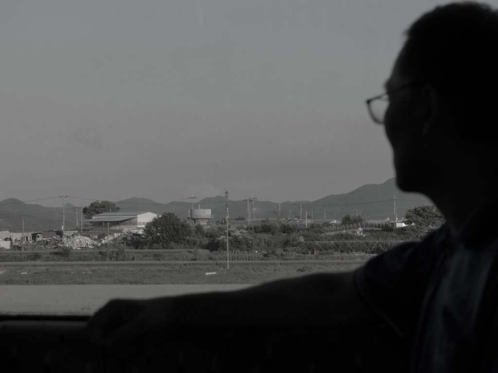 잠사 5 ( 潛思 ; 생각에 잠기다. ), lost in thought no.5, 2019