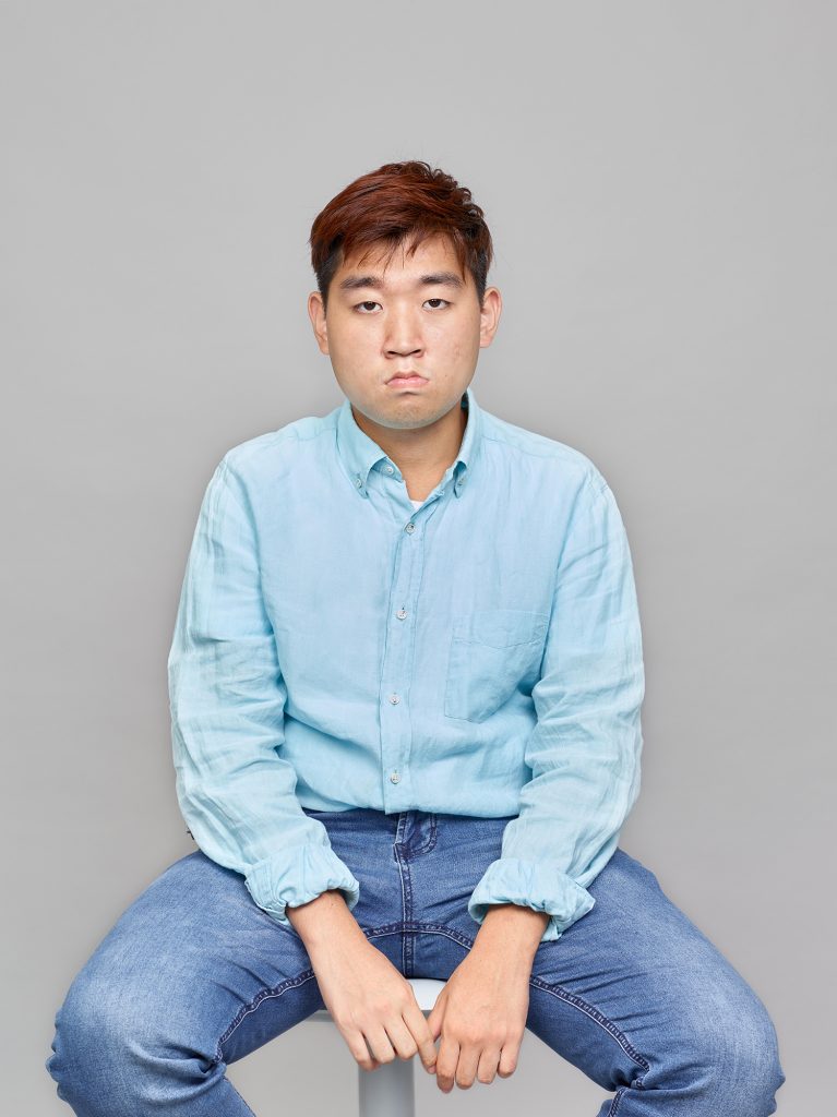 동작 중의 인물#05