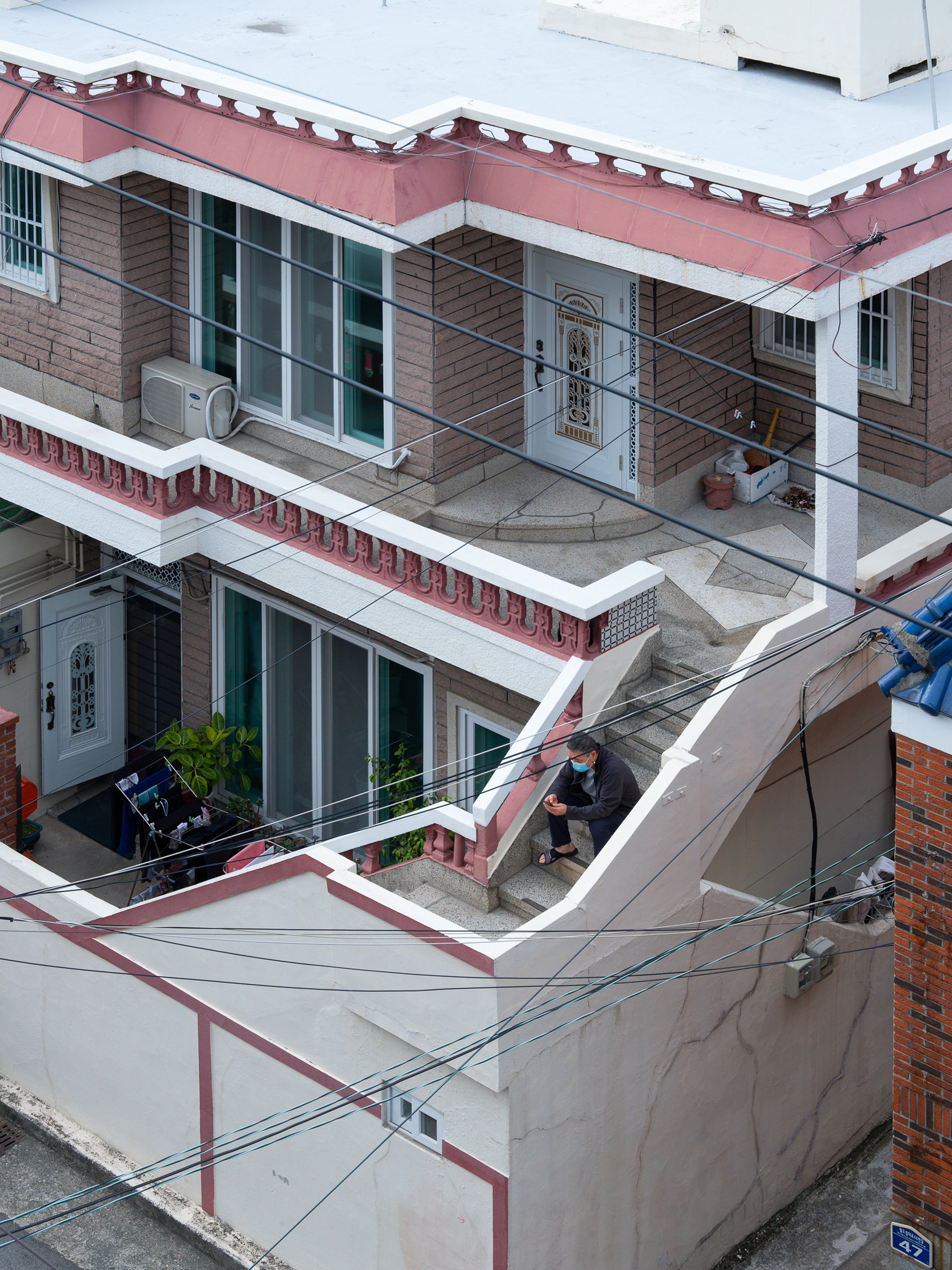 mh_고민하는 사람_2020