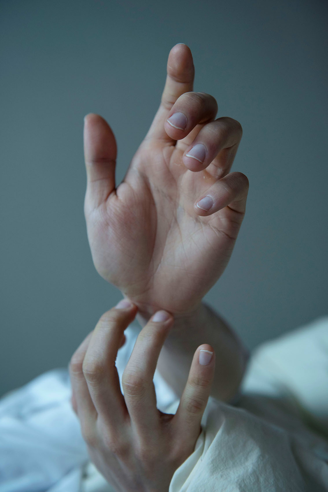 몸이 드는 잠_7, 60x40cm, pigment print, 2022