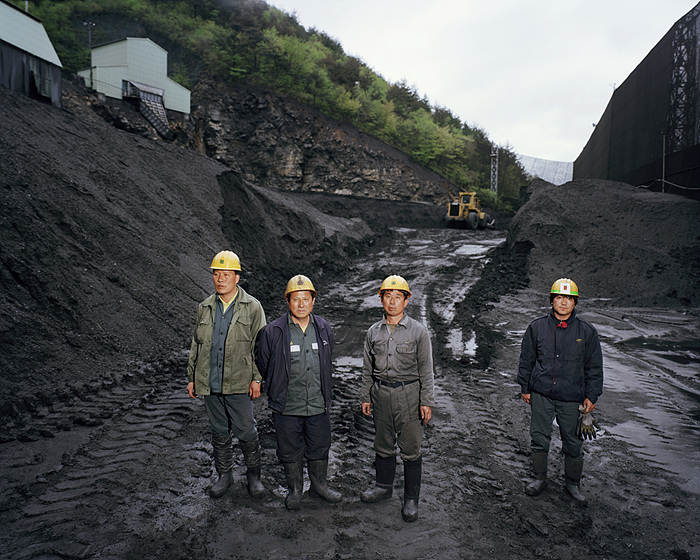 10. 경동광업소(Kyungdong mining station)-통리역2. 강원도 도계. digital c-print. 2006