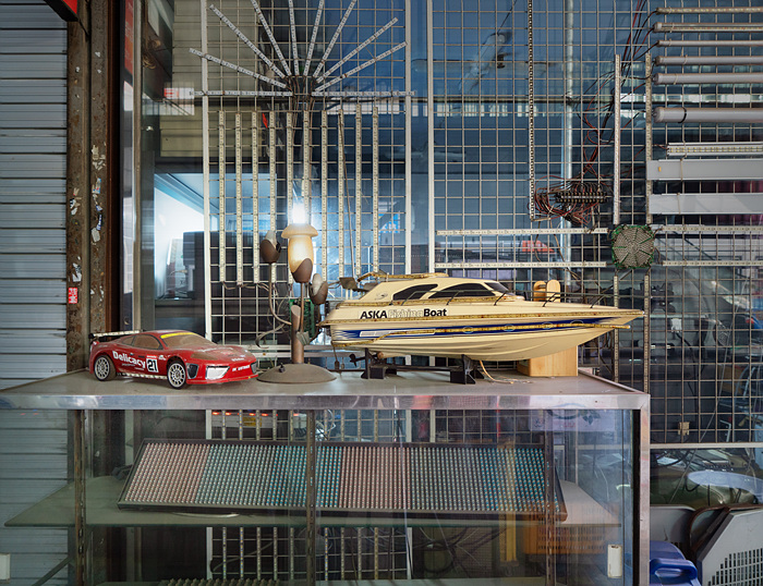 16. 세운상가, 100x130_120x150cm, c-print, 2021